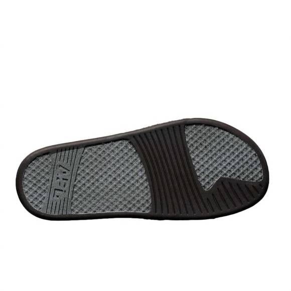 NEW APL men's techloom zigzag slides in chocolate/almond